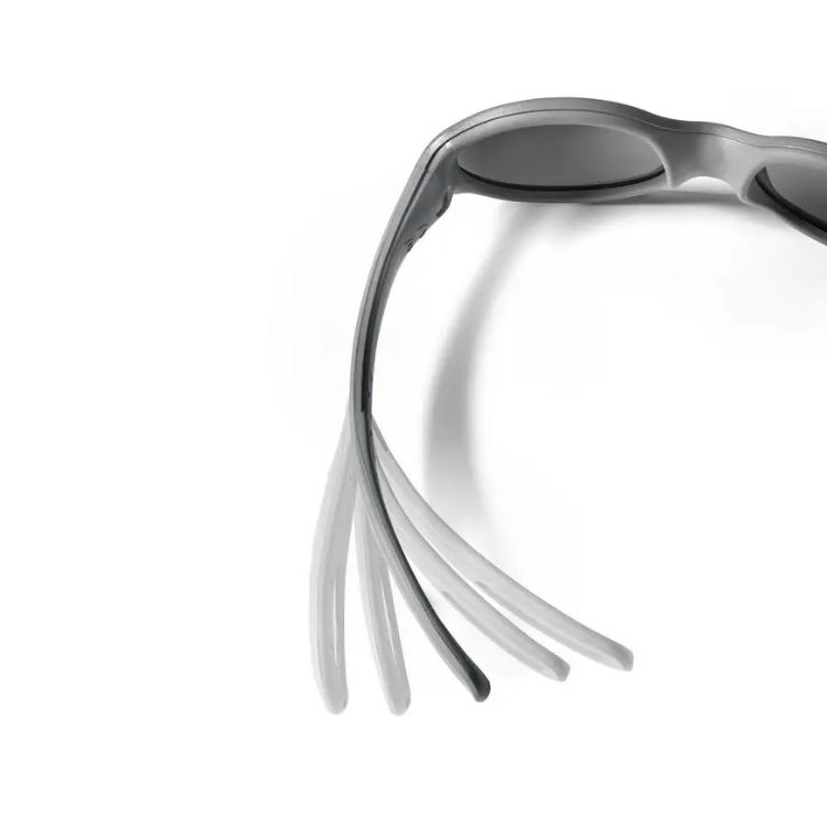 Julbo Loop L Children's Sunglasses 3-5 Years - Image 3